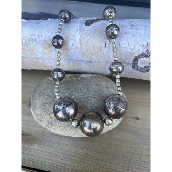 VTG HUGE Navajo Style pearls Silver Tone Bead Necklace 2-20 MM Graduated Western - Picture 5 of 8